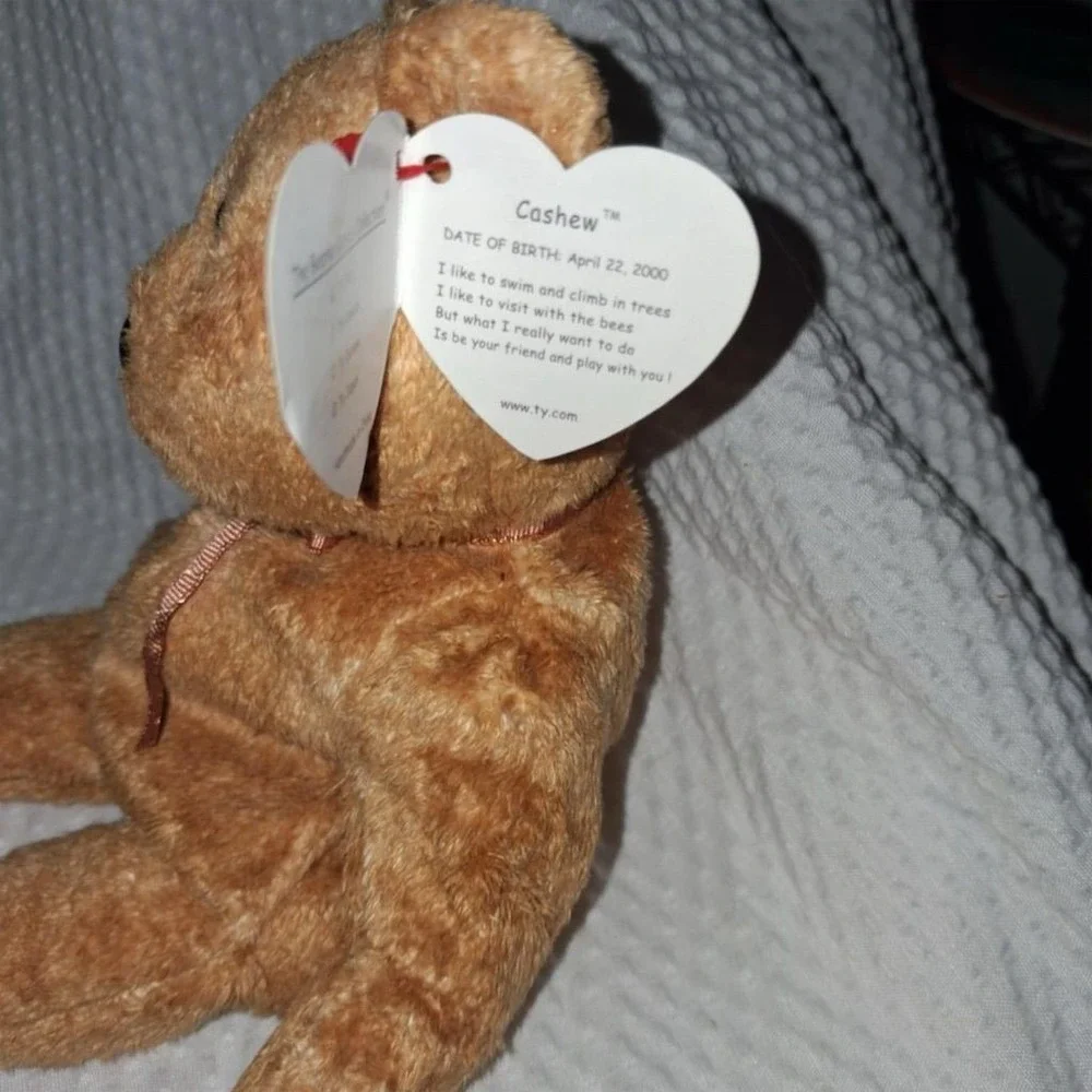 Ty Beanie Baby Cashew the Bear 2000‎ Plush with Tags Retired Collectible